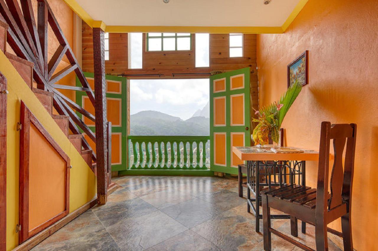 Villa Des Pitons Soufrière Buitenkant foto